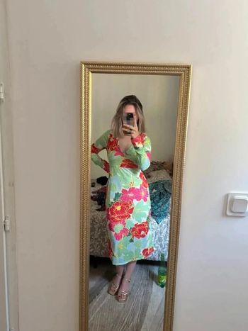 Petite robe de plage colorée taille 36