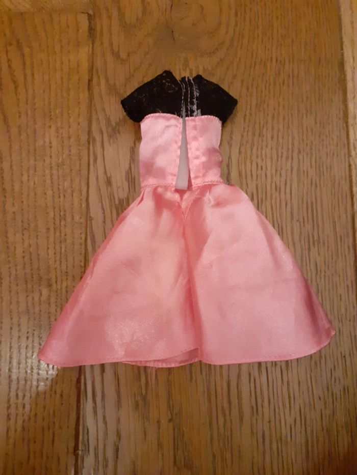 🎀 Robe bustier rose poupée Barbie - photo numéro 2
