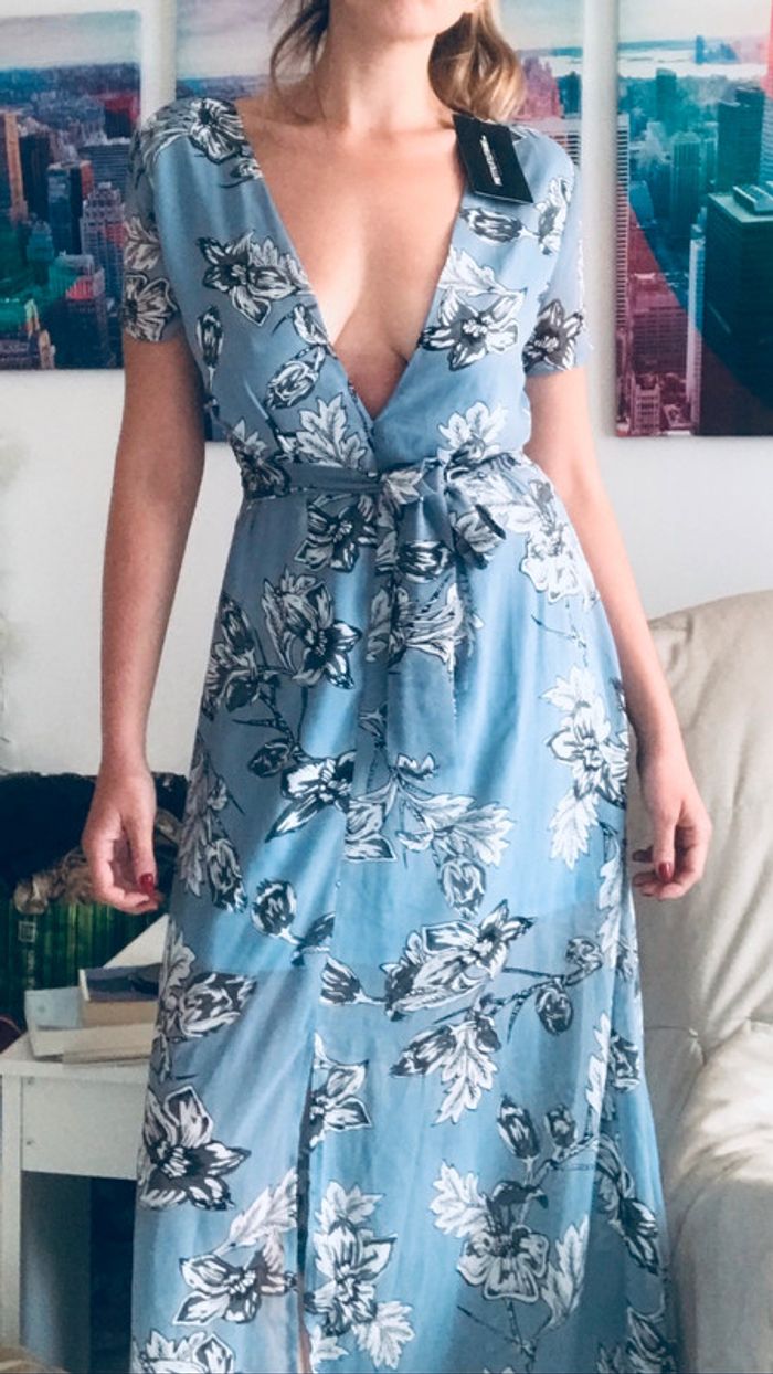 Robe neuve PrettyLittleThing