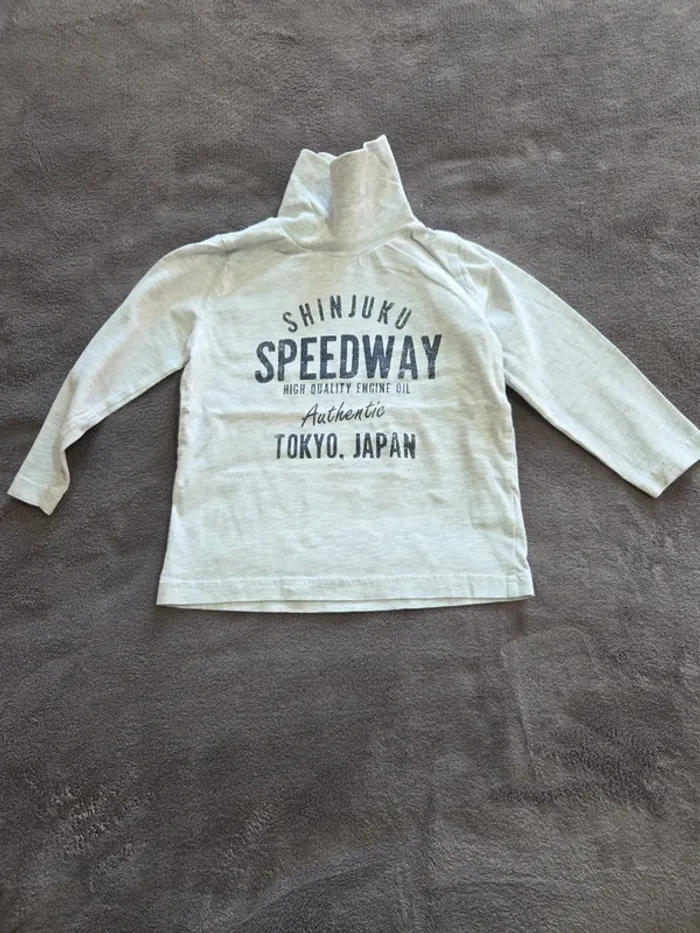 Tee-shirt manches longues col roulé 🌸 3 ans