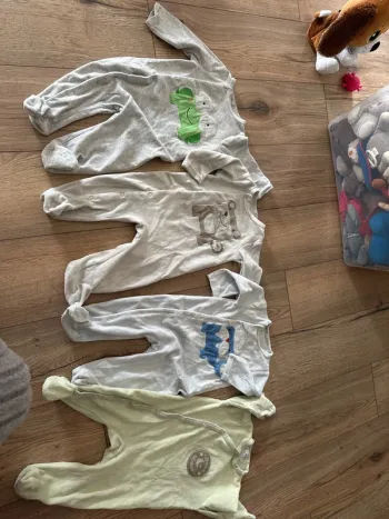 Lot pyjamas