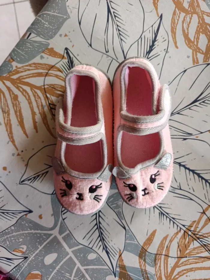 Chaussons souris taille 27 - photo numéro 3