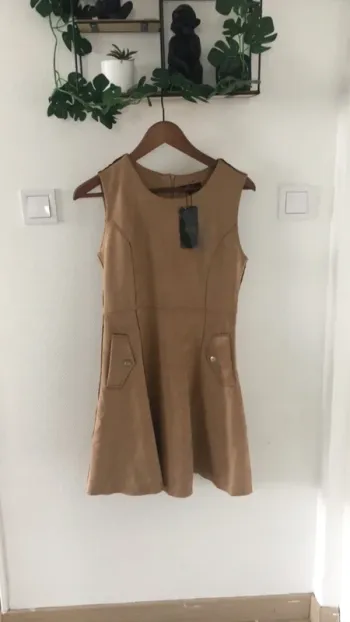 Robe suédine camel