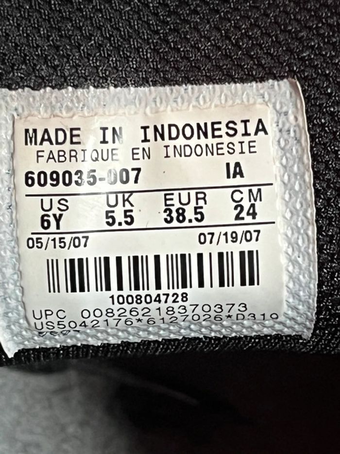 Baskets chaussures Nike Air Max rétro vintage 38.5 noir gris - photo numéro 9
