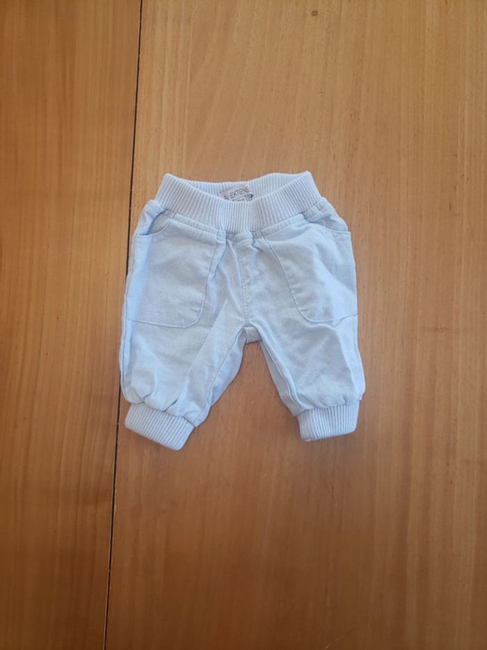 Ensemble bodie + pantalon 1 mois - photo numéro 4