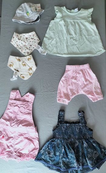 Lot vêtements d'été bébé fille