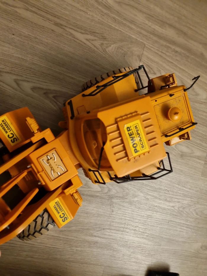 Grande tractopelle - photo numéro 3