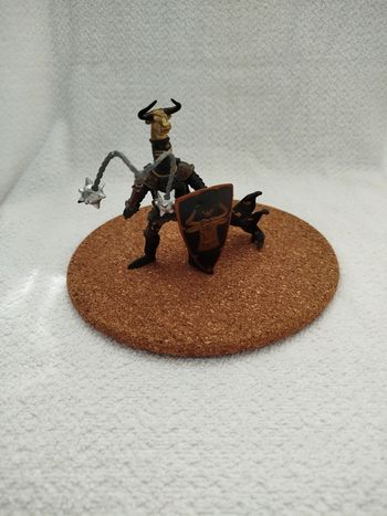 Figurine Maître des armes