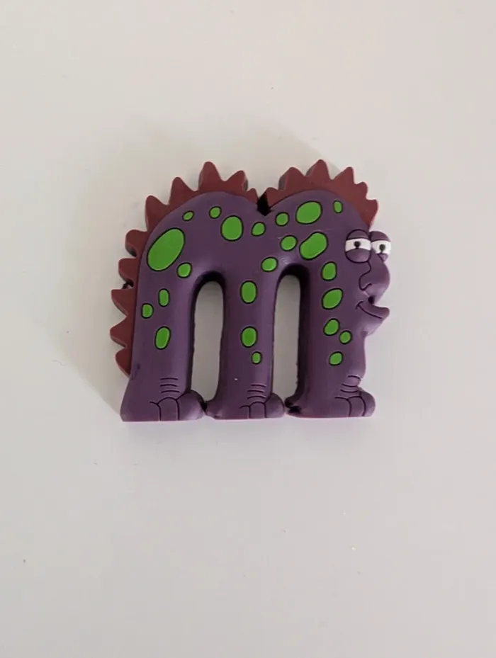 Lettre m de l' alphabet des alphas édition recrealire