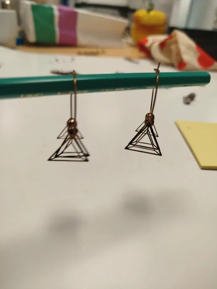 Boucle d'oreilles anneaux triangle et perles  BO07 - photo numéro 3