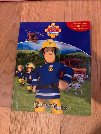 Livre et figurines Sam le pompier - comptines et figurines