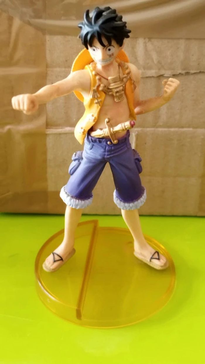 Figurine One Piece Unlimited Cruise Monkey D Luffy Mugiwara figure bandai