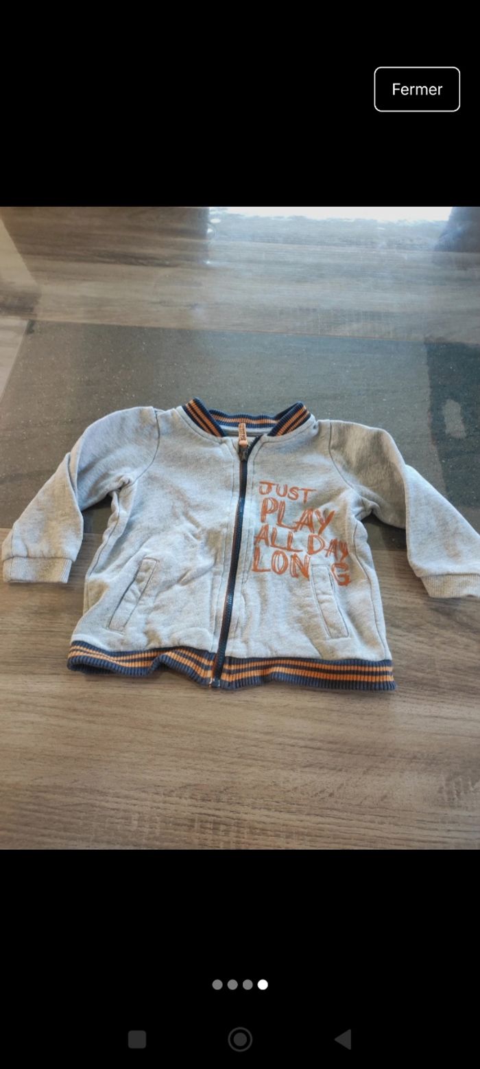 Lot 3 gilets 18 mois - photo numéro 4