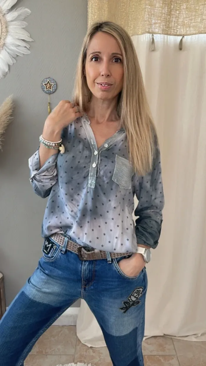 Superbe chemise fluide grise et sequins avec étoiles taille 38 - photo numéro 4
