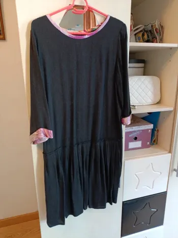 Robe courte, taille basse 40