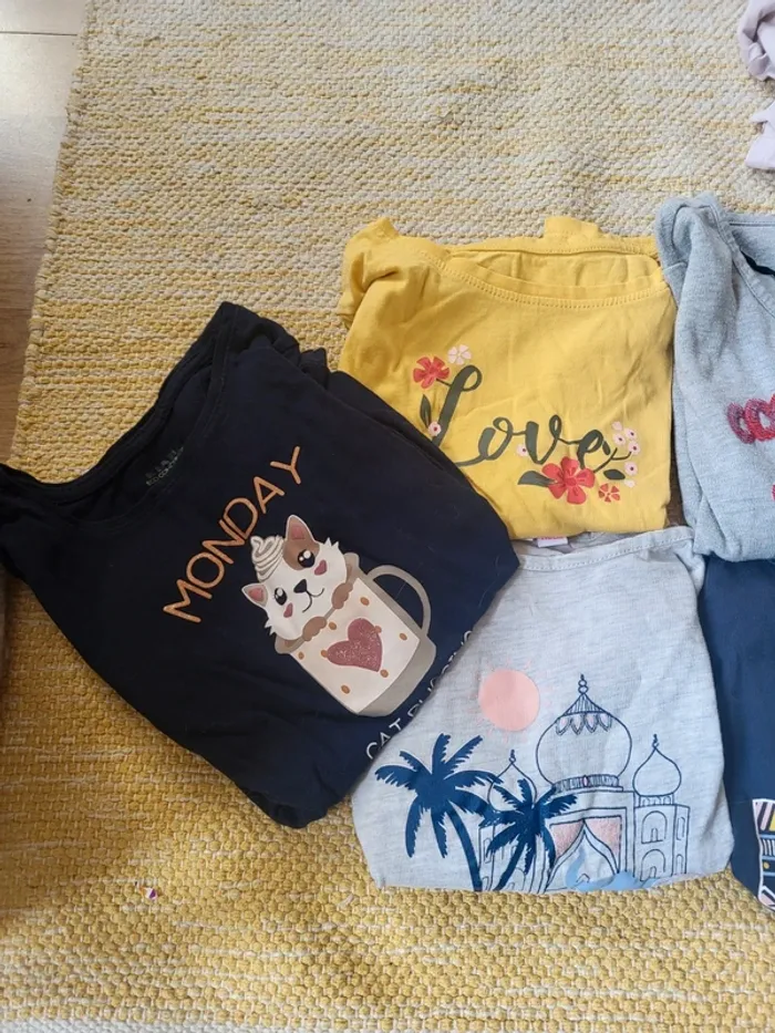Lot de 12 tee-shirts manches longues 5 ans - photo numéro 2