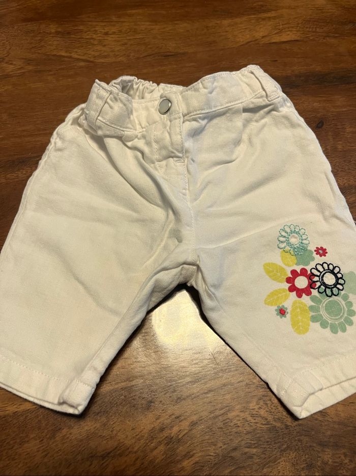 Short blanc