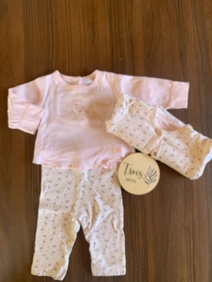 Ensemble fleuris Petit Bateau 3 mois