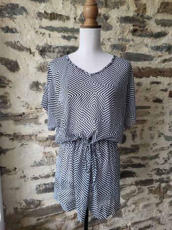 Robe tunique de plage noire et blanche à motifs Etam Taille 42 44