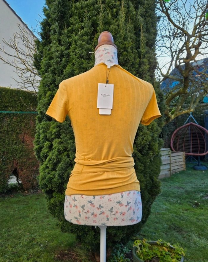 Tee-shirt cache-cœur jaune taille M - photo numéro 3