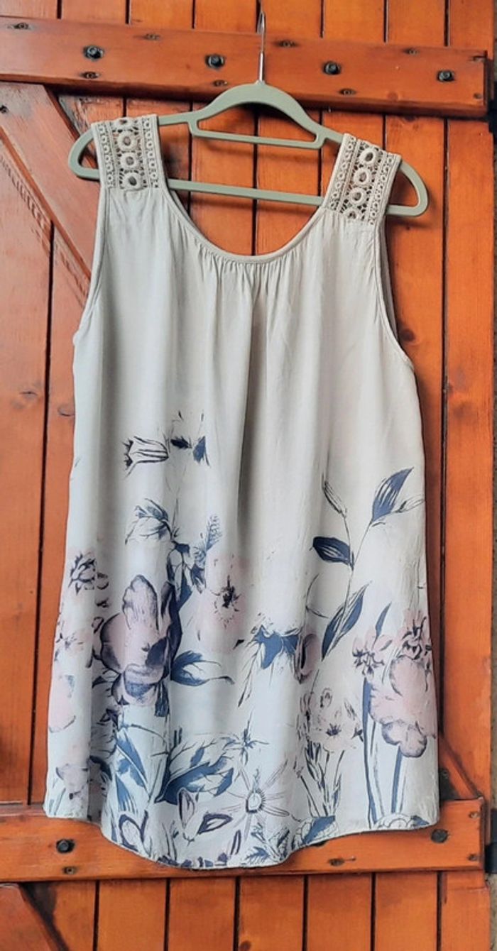 Top sans manche beige imprimé fleuri, taille 42 - photo numéro 2