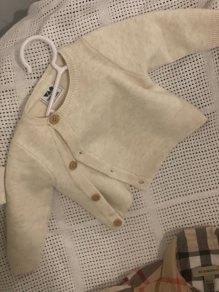 Chemise burberry avec pantalon tape à l’œil - photo numéro 4