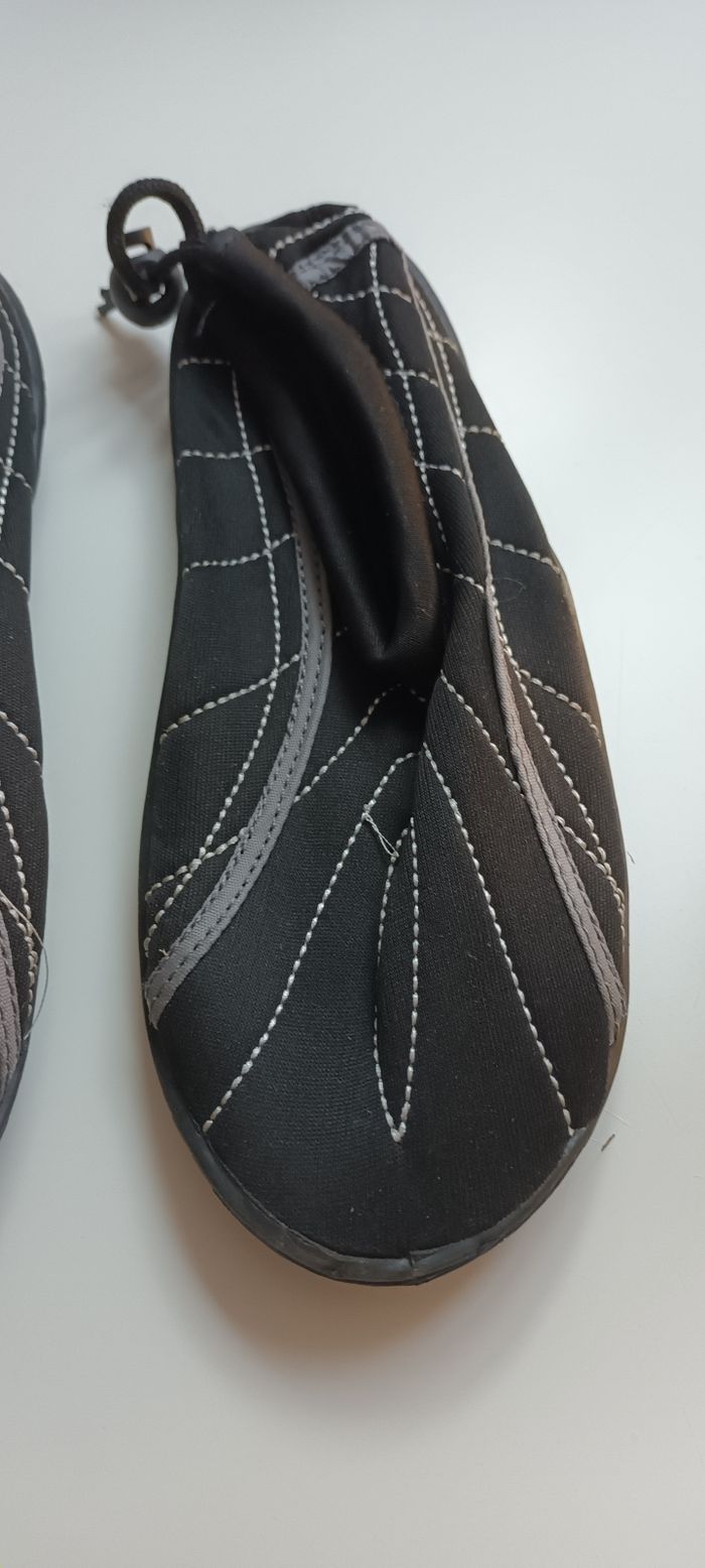 Chaussures de plage noires - photo numéro 3