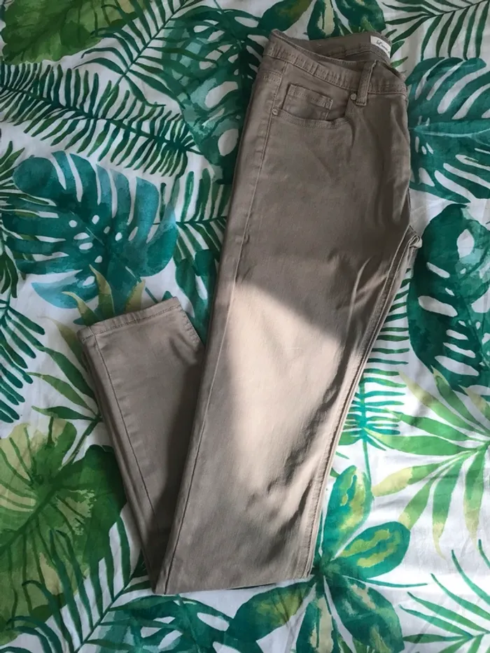 Pantalon jeans beige