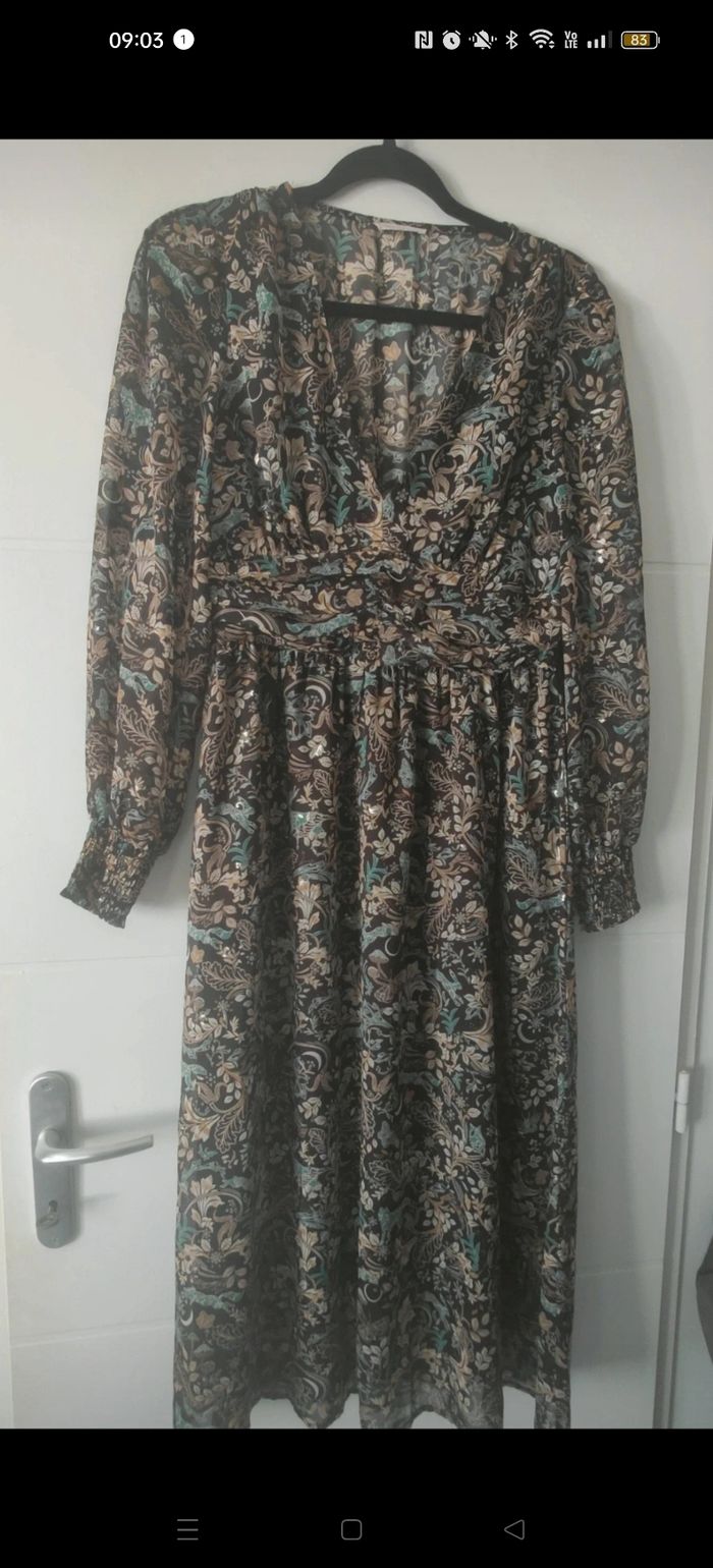 Robe mi longue avec manches - photo numéro 5