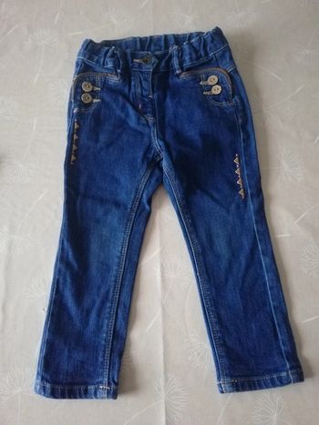 Jean bleu kidkanai 24 mois neuf
