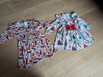 Lot robes Halloween et Noël 2-3 ans