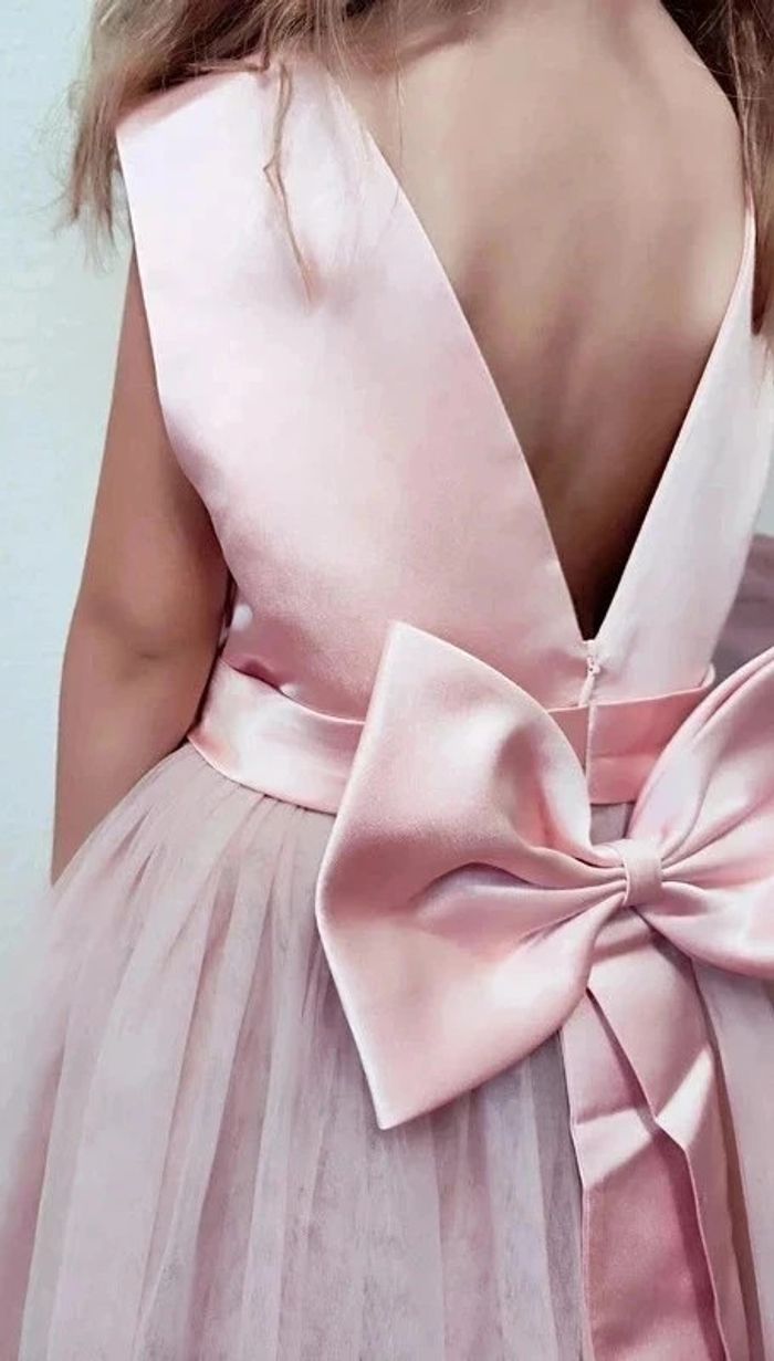 Magnifique robe NEUVE de cérémonie petite fille taille 6 ans - photo numéro 13