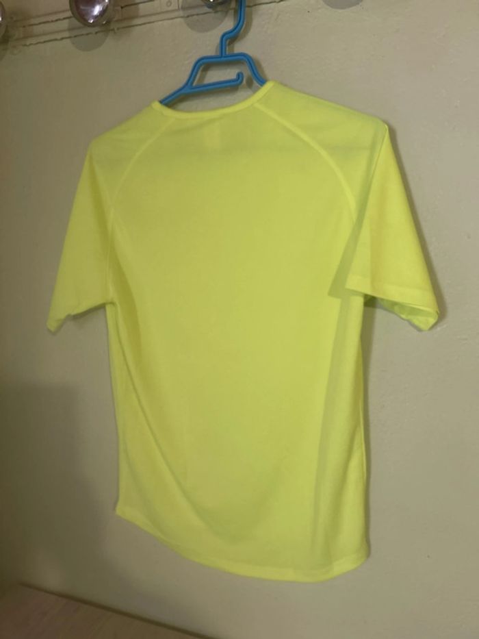 Haut T-shirt  maillot de sport jaune fluo Sol’s 42 - photo numéro 4