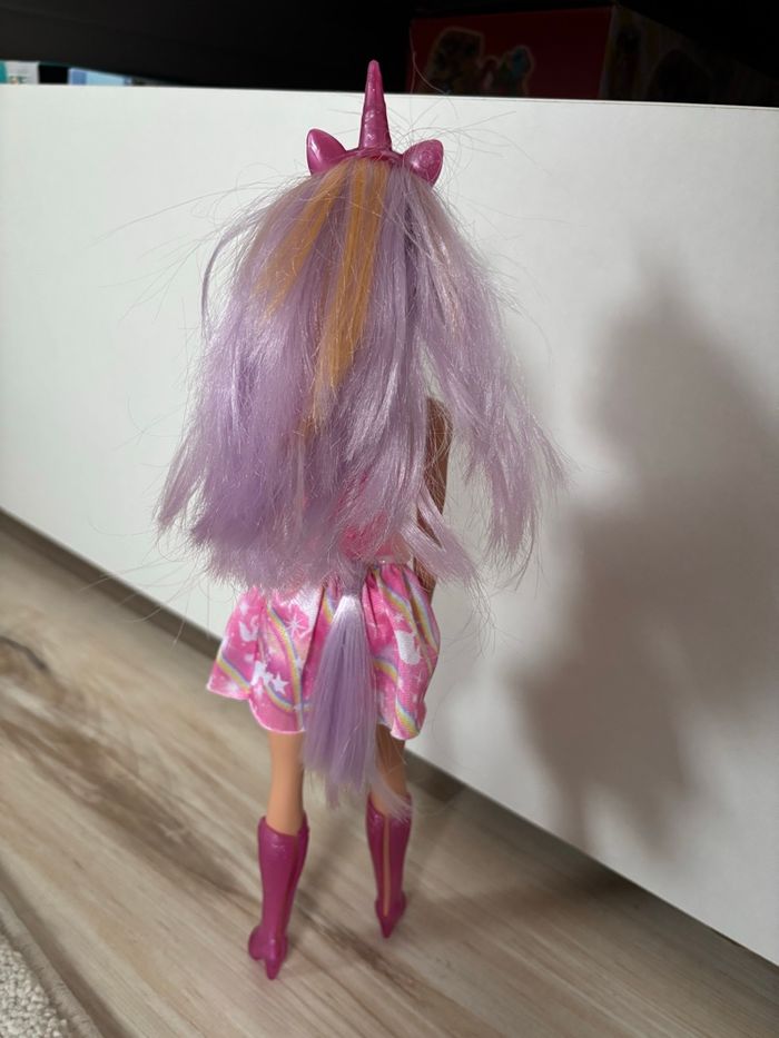 Barbie licorne - photo numéro 3