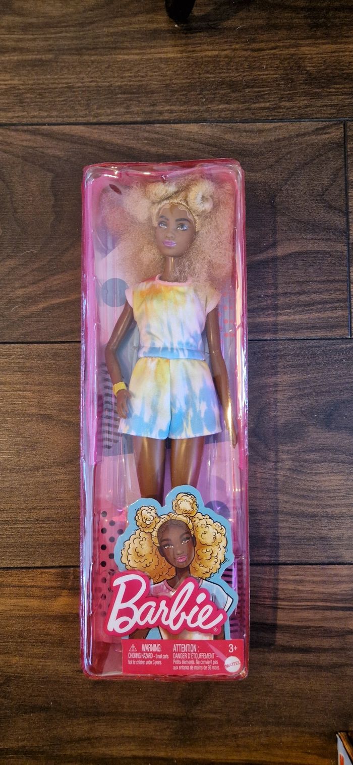 Barbie Fashionistas #180 blonde afro