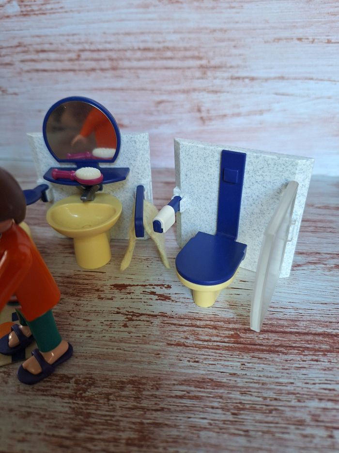 Figurine Playmobil La salle de bain - photo numéro 4