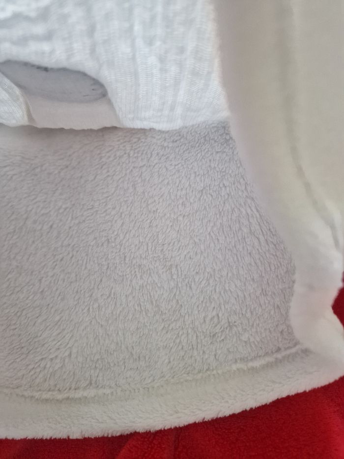 Pyjama 2 pièces taille 4ans - photo numéro 4
