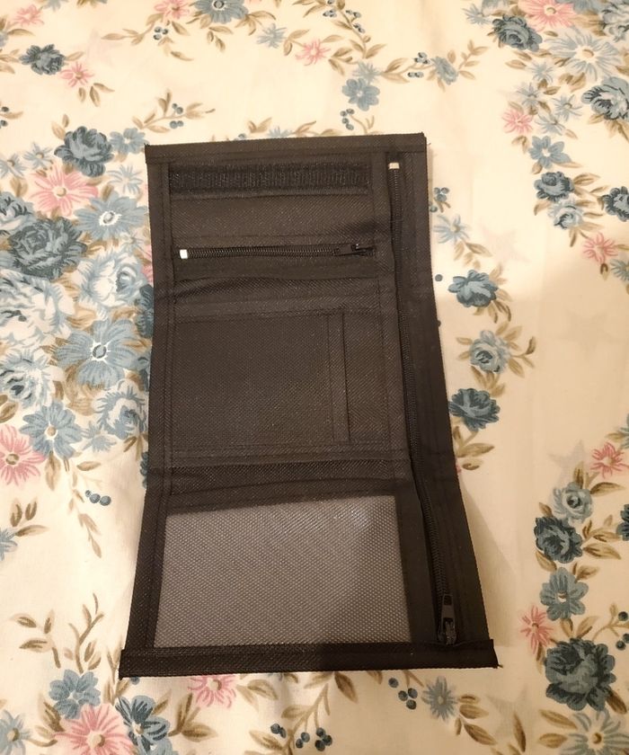 Portefeuille - photo numéro 2