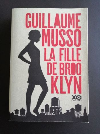 Roman de Guillaume Musso La fille de Brooklyn en bon état