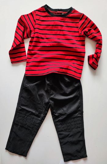 Ensemble rouge et noir