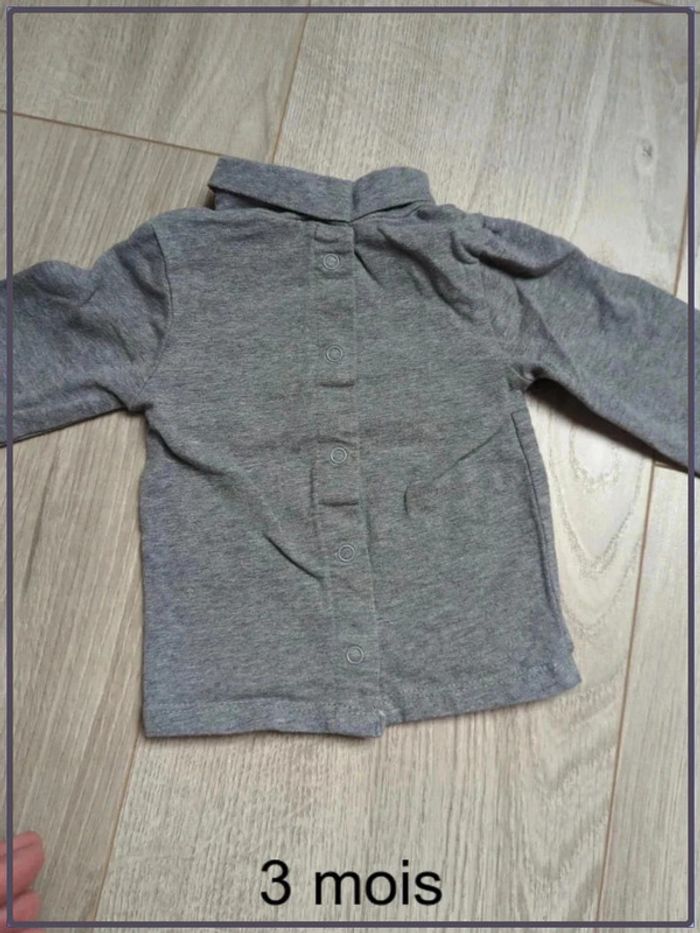 T shirt col roulé 3 mois - photo numéro 4