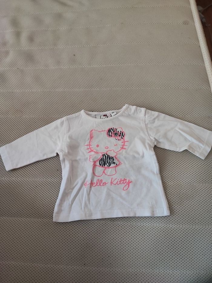 Ensemble fille 1 mois - photo numéro 3