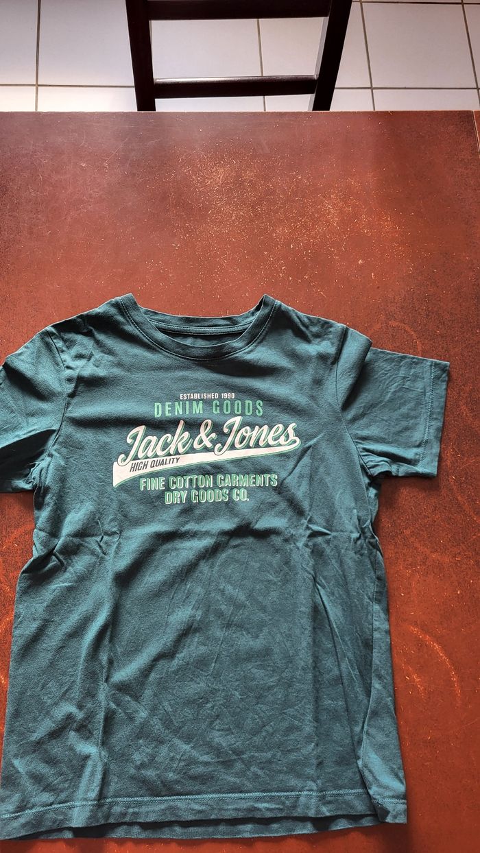 Tee-shirt