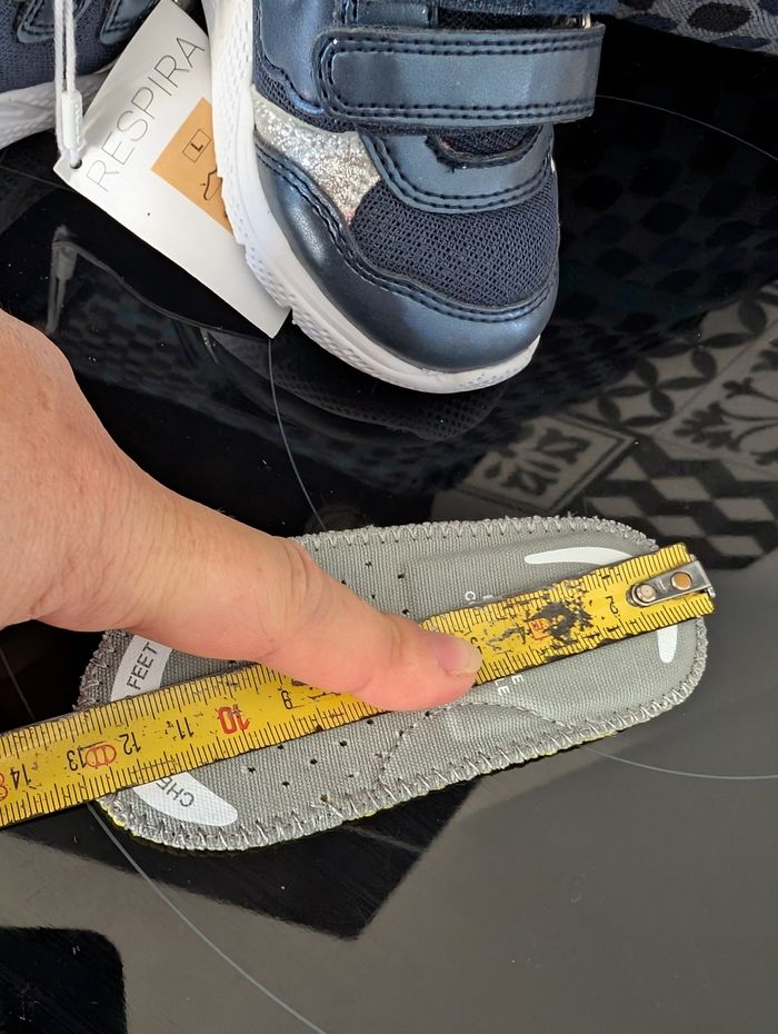 Baskets fille ultra-légeres. Taille 20. Neuf. Geox - photo numéro 9