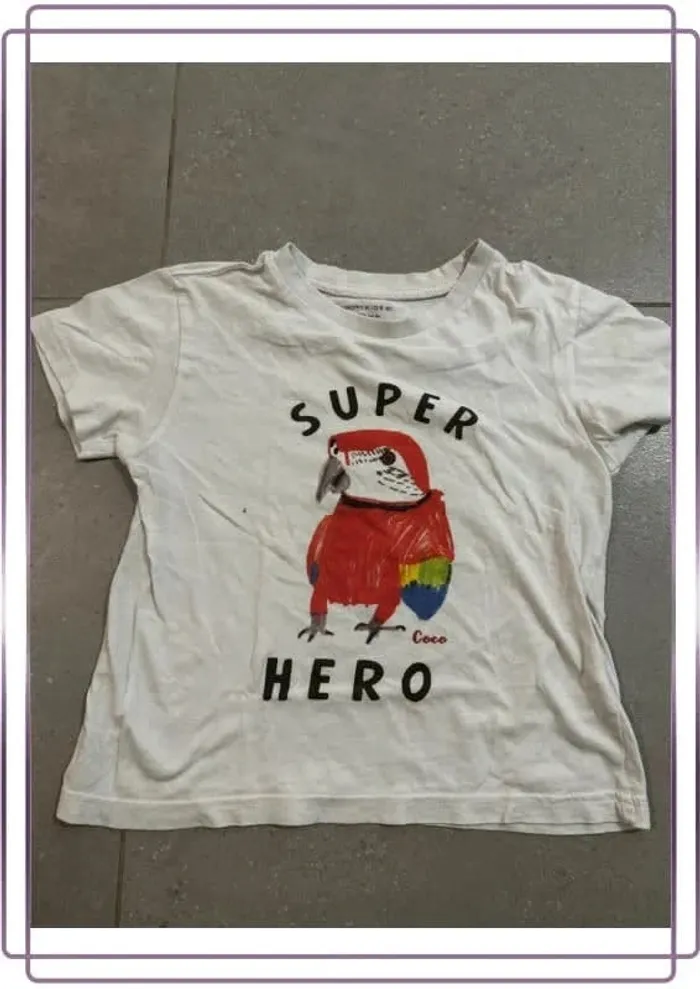 T-shirt Monoprix kids bio, taille 6 ans, très bon état