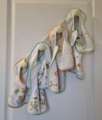 lot 7 bavoirs jours de la semaine