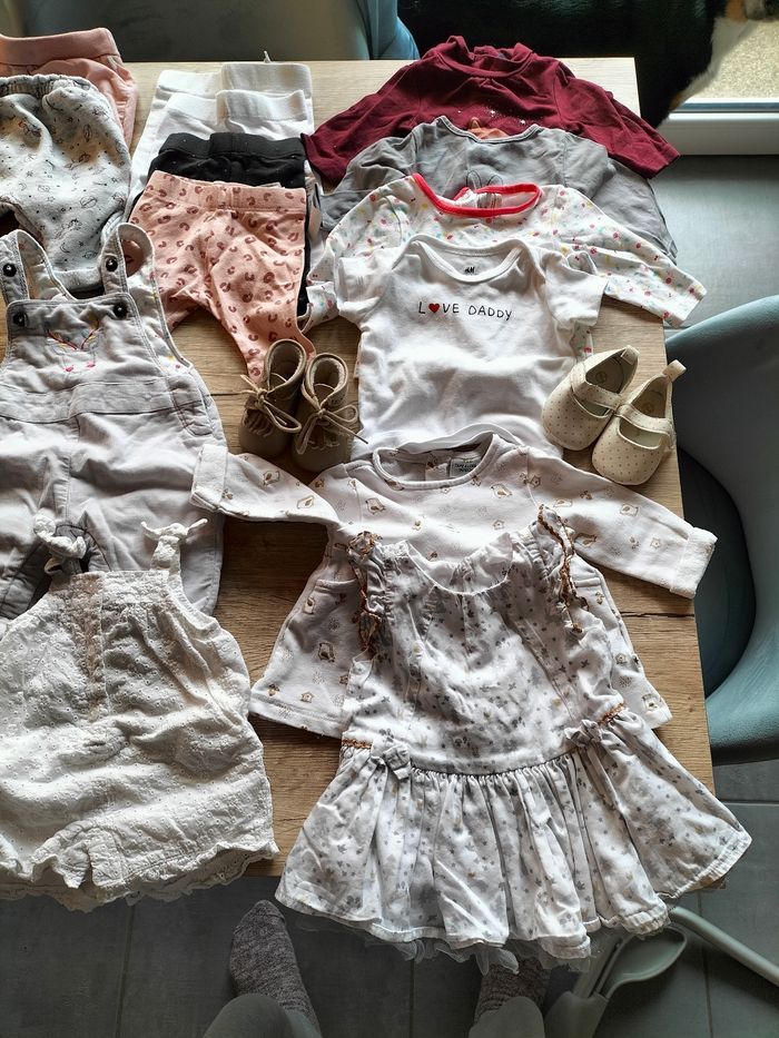 Lot vêtements 1 mois - photo numéro 2