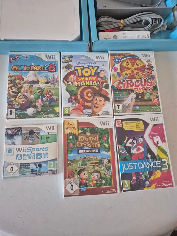 Console Nintendo wii blanche en boite et jeux - photo numéro 2