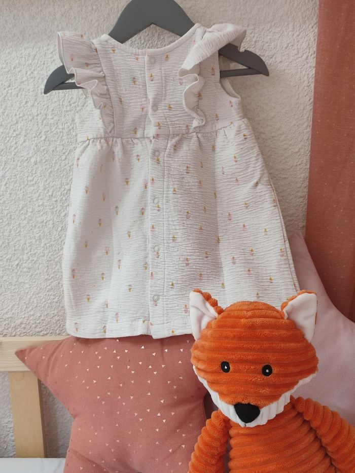 Robe avec motifs - 12 mois - Très bon état - Kiabi - photo numéro 3