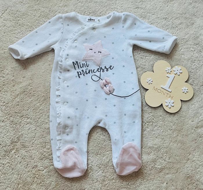 Pyjama gemo 1 mois